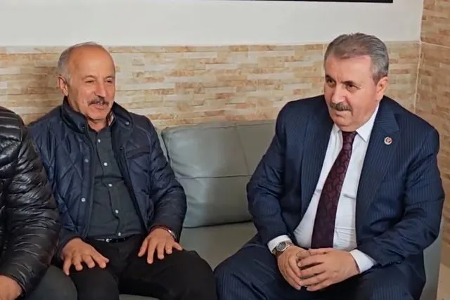 Mustafa Destici'den Türk Futbolunda 'Yapı' Çıkışı: Fenerbahçe ve Trabzonspor'a Tarihi Çağrı