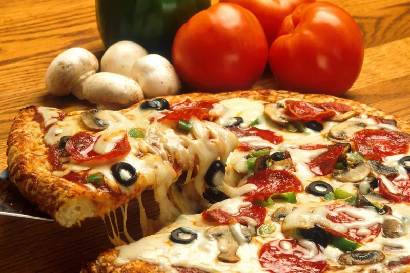 50 Yıllık Pizza Devi Gina Maria's İflas Etti: Tüm Şubeler Kapatıldı