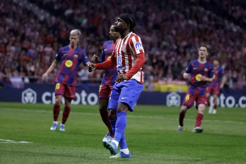 Avrupa'da Devlerin Savaşı: Atletico Madrid ve PSG Yarı Final Biletini Kaptı
