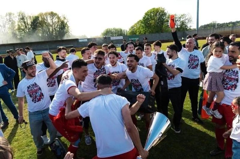 Belçika'da ilk kez bir Türk takımı şampiyon oldu