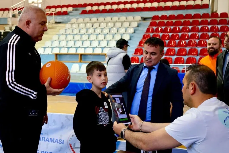 Bilecik'te Geleceğin Yıldızları Parlıyor: İl Müdürü Ramazan Demir Yetenek Taramalarını Yakın Markaja Aldı