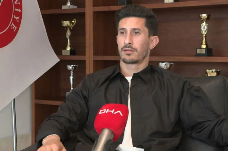 Burak Öksüz depremde yaşadıklarını 5 yıl sonra anlattı: Oturduğum bina...