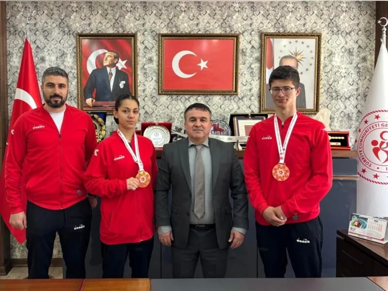 Diyarbakır’daki Ringlerde Bilecik Rüzgarı: Kick Boksta İki Büyük Derece Birden Geldi