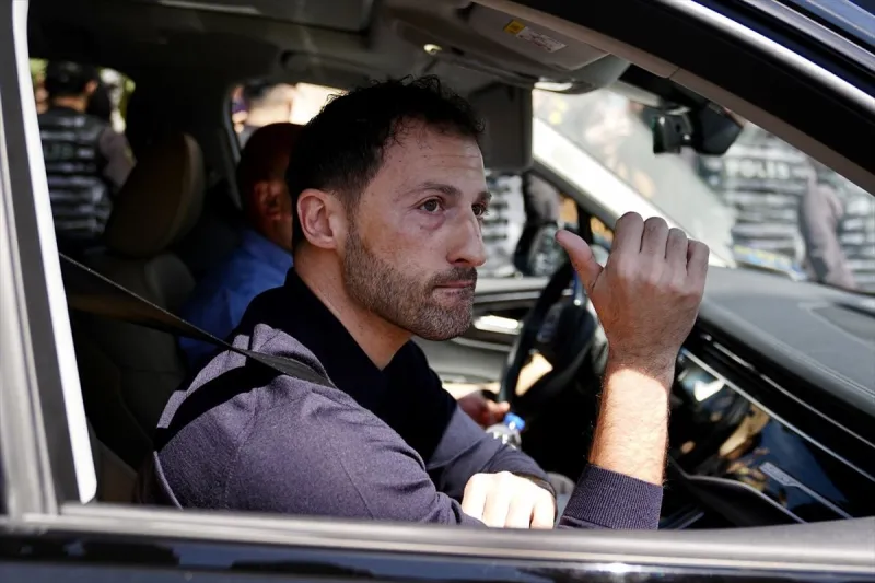 Domenico Tedesco, Fenerbahçeli futbolcularla vedalaştı