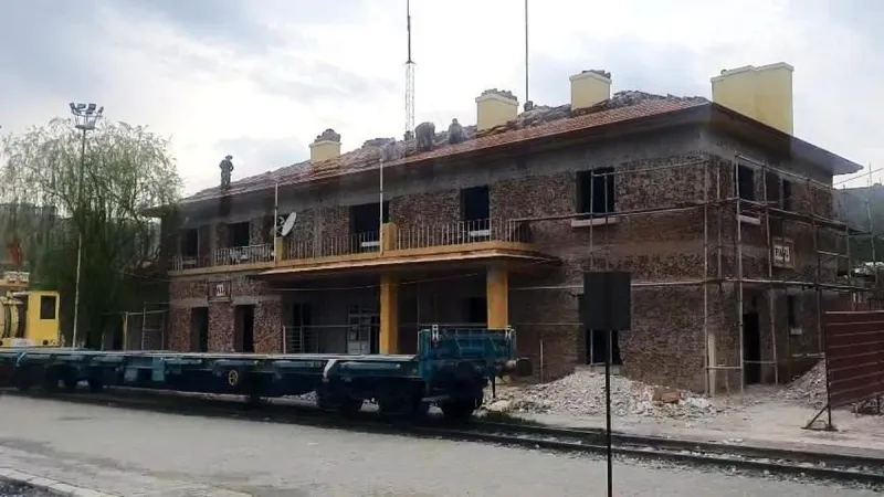 Elazığ'da 79 yıllık tarihi tren istasyonu yenileniyor