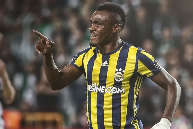 Emenike, Aziz Yıldırım