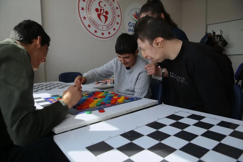 Erzurum'da Engellilere Yönelik 'Meleklerle Bir Gün' Projesi Hayata Değer Katarak Devam Ediyor