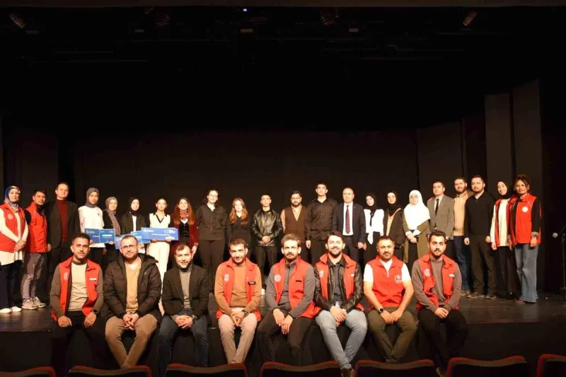 Erzurum'da genç şairler yarıştı