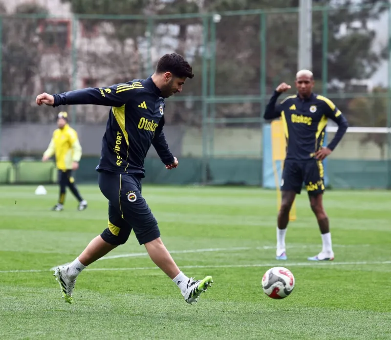 Fenerbahçe Beşiktaş maçı hazırlıklarını sürdürdü