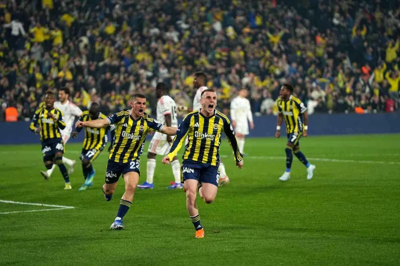 Fenerbahçe, büyük maçlarda 13 puan topladı