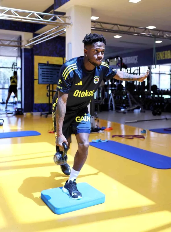 Fenerbahçe, salonda kuvvet çalıştı