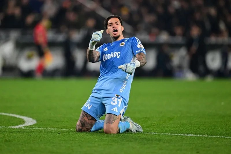 Fenerbahçe’de Ederson Depremi: Samandıra’da İpler Gerildi, Takım Arkadaşları İsyan Bayrağını Açtı