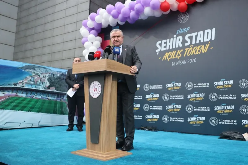 Gençlik ve Spor Bakanı Bak, Sinop Şehir Stadı