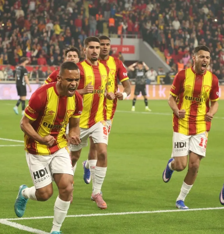 Göztepe evinde Antalyaspor