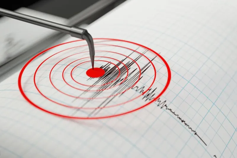 Japonya'yı Sallayan 7.4 Büyüklüğündeki Deprem ve Tsunami Uyarısı