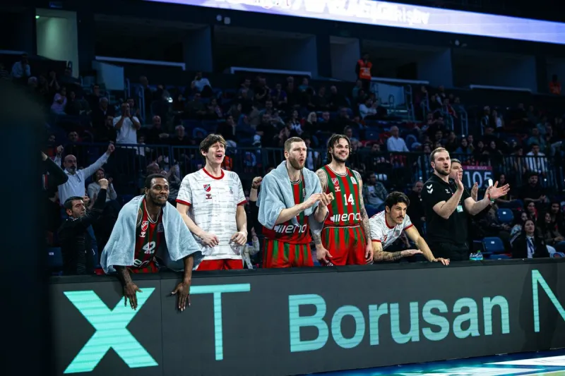 Karşıyaka Basketbol Takımı Son Topa Kadar Direniyor