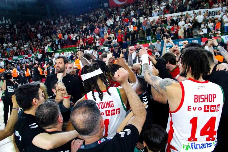 Karşıyaka Basketbol'dan Hayati Galibiyet: Kümede Kalma Umutları Yeşerdi