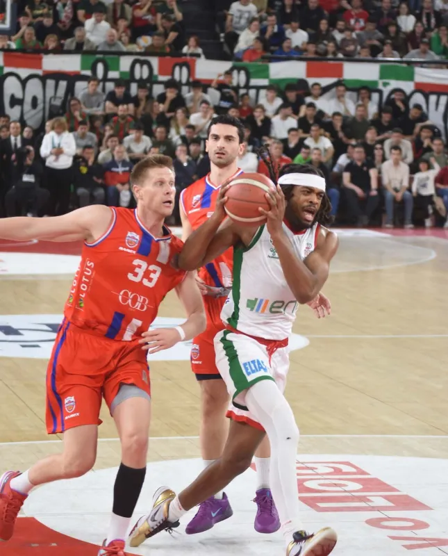 Karşıyaka'nın Kurtuluş Mücadelesi: Bahçeşehir Koleji Maçı