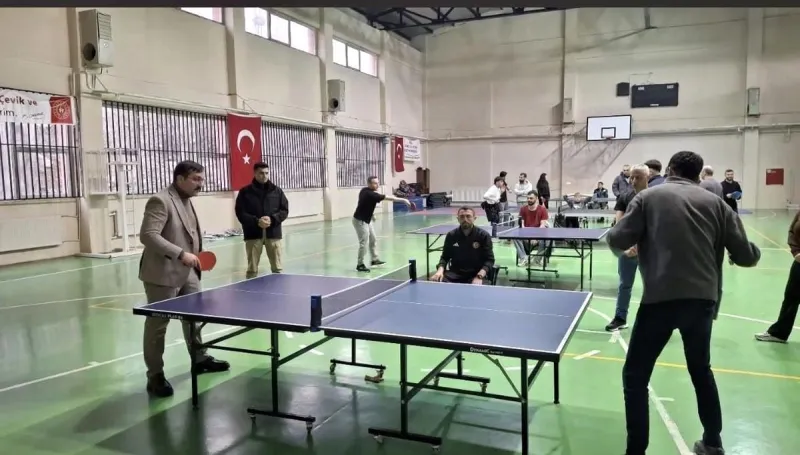 Kiğı'da Raketler Şampiyonluk İçin Sallanıyor: Masa Tenisi Turnuvası Heyecanla Başladı
