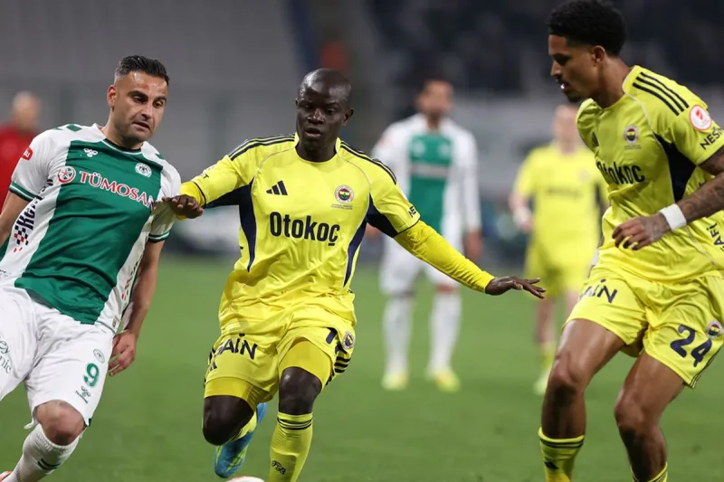 Konyaspor-Fenerbahçe maçında anlam verilemeyen ses