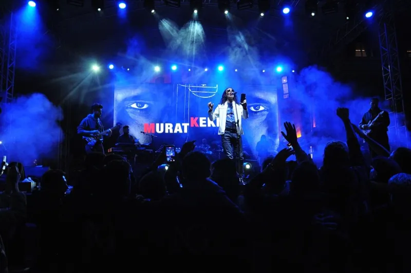 Kütahya’da Tarihi Gece: Şampiyon Kütahyaspor 2. Lig’e Yükselişini Murat Kekilli ile Kutladı