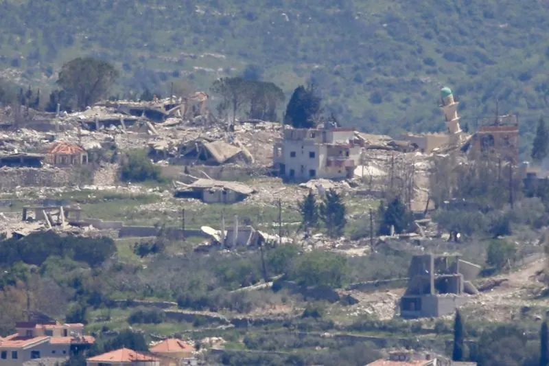 Lübnan'da İsrail'in Güneye Düzenlediği Saldırılarda 7 Kişi Hayatını Kaybetti