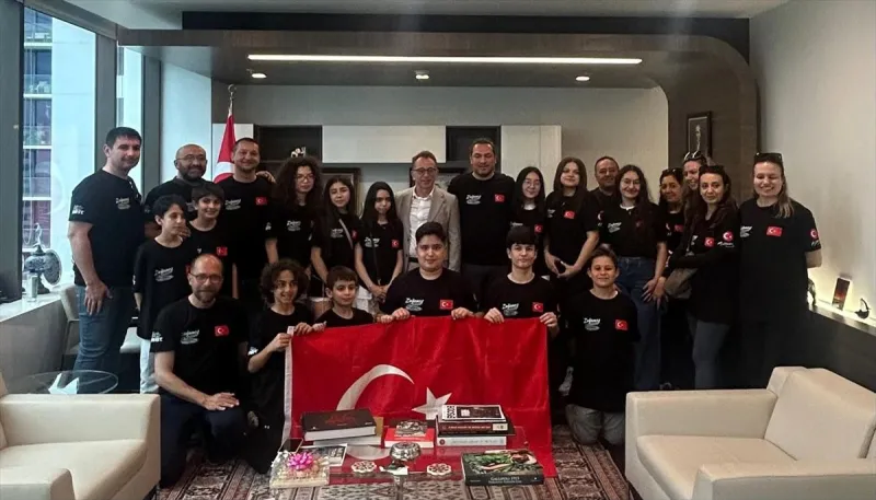 Manisalı robot takımı ABD