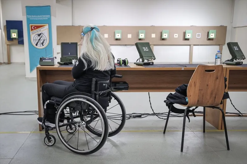 Milli para atıcı Aysel Özgan