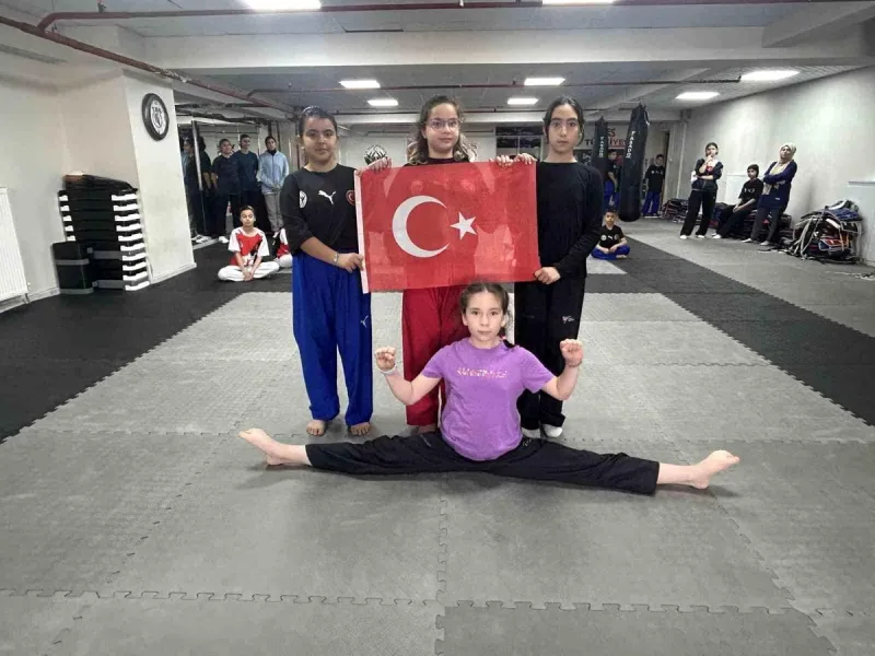 Miniklerin vatan sevgisi