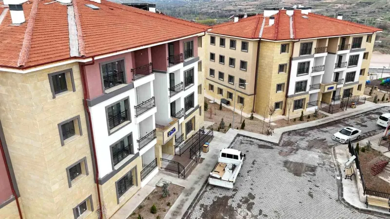 Nevşehir'de TOKİ konutları hak sahiplerine teslim edildi