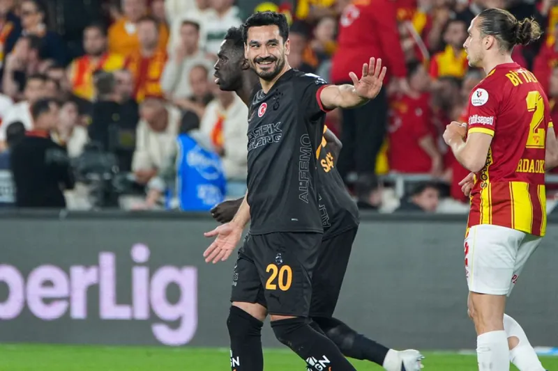 Okan Buruk