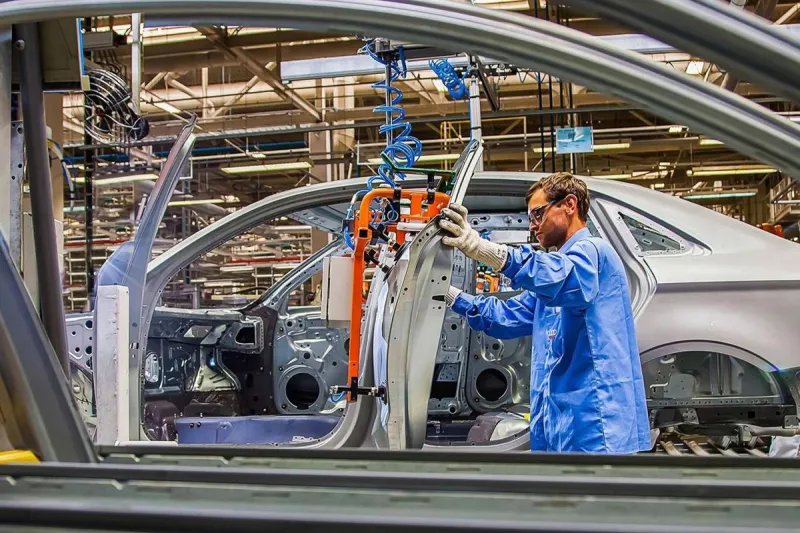 Otomotiv devinden radikal karar! Yeni otomobil için en ucuz 2 modeli kaldırdı