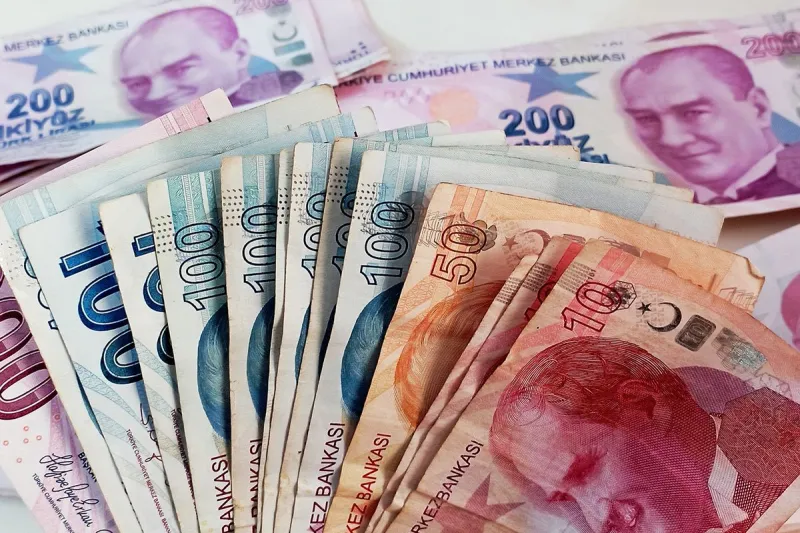 Petrol fiyatı yükseldi, akaryakıta çifte zam kapıda