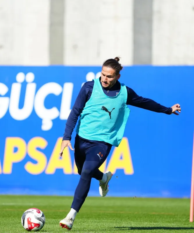 RAMS Başakşehir FK, Fenerbahçe maçı hazırlıklarına başladı