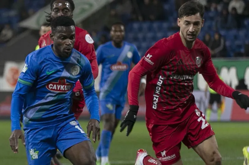 Rize'de 3 Dakikalik Mucize: Çaykur Rizespor'un Göz Kamaştıran Geri Dönüşü