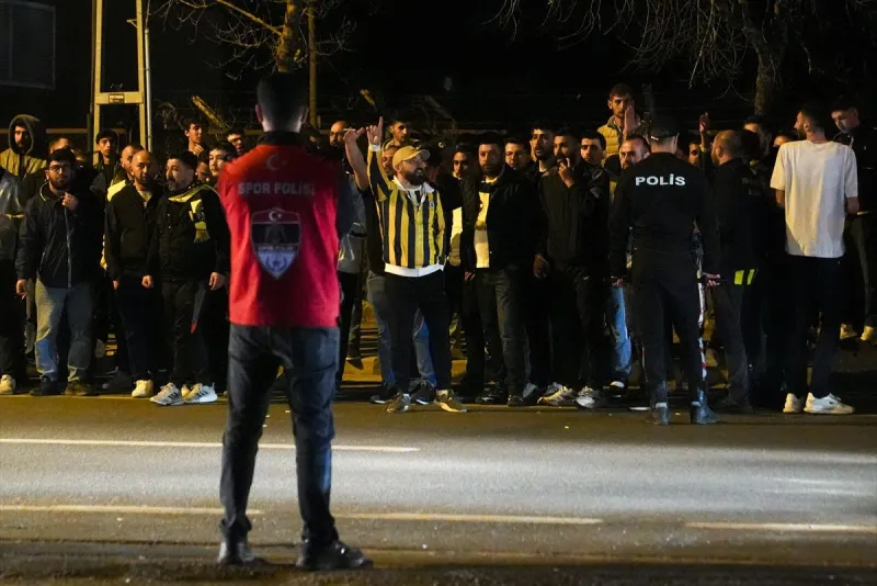 Sarı-Lacivertlilerin Derbi Maglubiyetinin Ardından Gelen Tepkiler