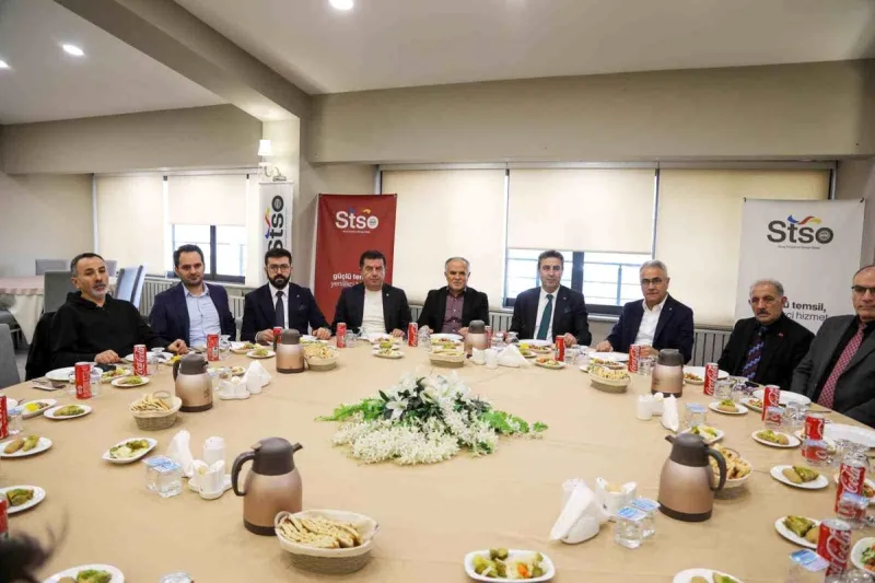 STSO Başkanı Zeki Özdemir, meslek odaları başkanlarıyla bir araya geldi