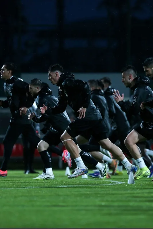 Süper Lig'de Aranın Değerlendirilmesi: Gençlerbirliği Antalya'da Kamp Yapıyor