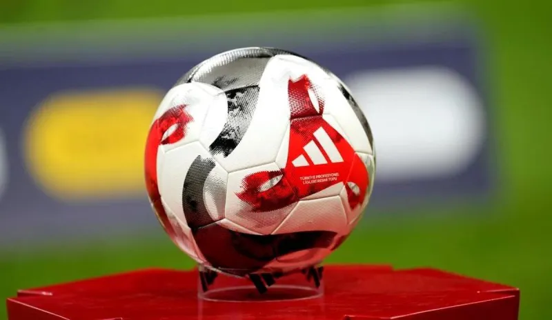 Süper Lig’de Şampiyonluk Virajı: 32. Haftada Nefesler Tutulacak