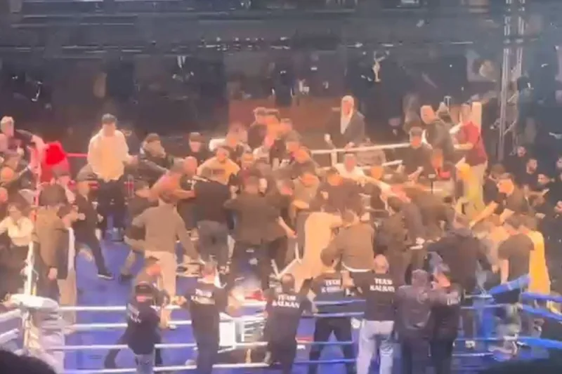 Trabzon'da Boks Maçı Kavga ile Son Buldu