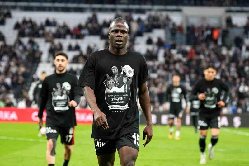 Trendyol Süper Lig: Beşiktaş: 2 Antalyaspor: 0 (Maç devam ediyor)