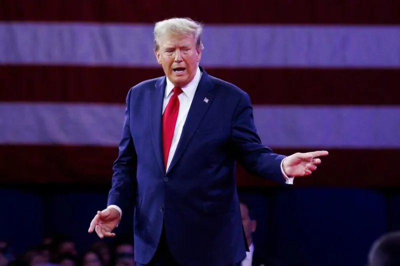 Trump: Gemilere en iyi silahları yüklüyoruz