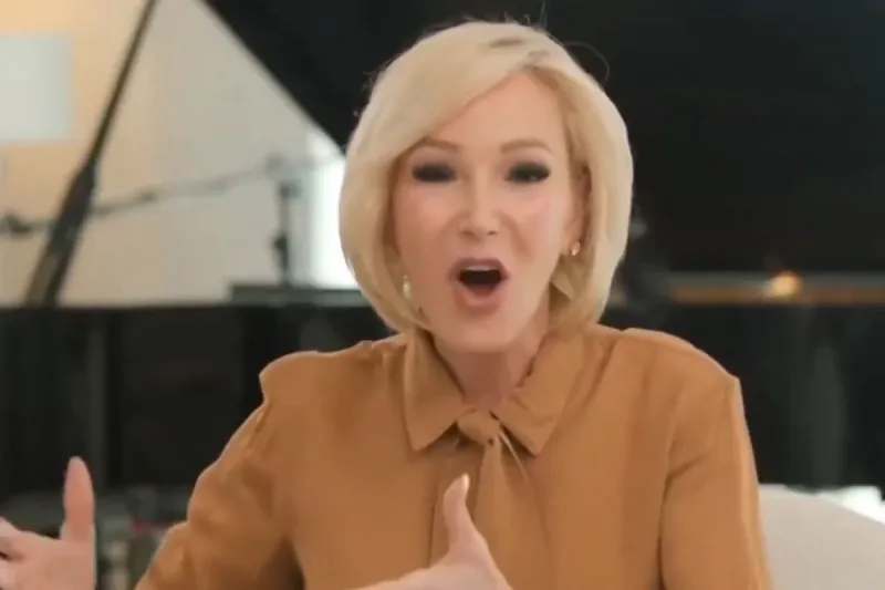 Trump'ın Manevi Danışmanı Paula White'tan Evanjelik Dünyasına Çağrı: Gelirinizin Yüzde 10'unu İsrail'e Bağışlayın