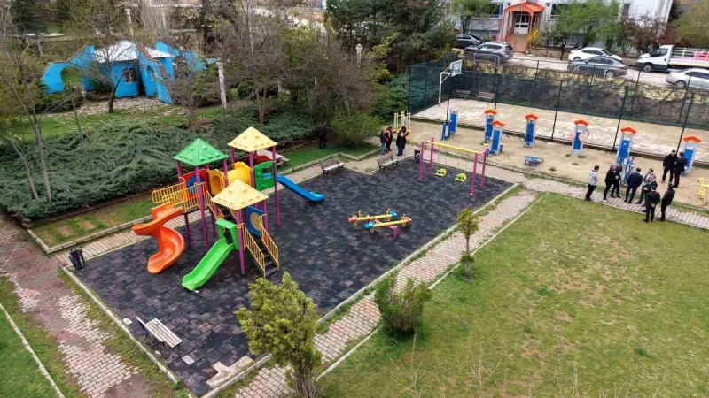 Tunceli'de spor alanları yenileniyor