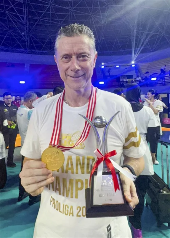 Türk antrenör Bülent Karslıoğlu, Endonezya