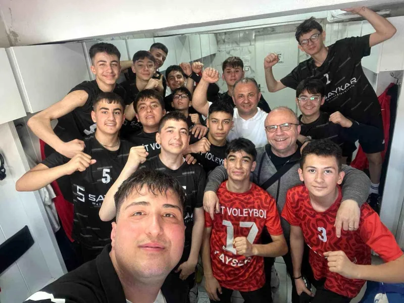 Türkiye Voleybol Şampiyonası'nda Kayseri Elit Voleybol Büyük Başarıya İmza Attı