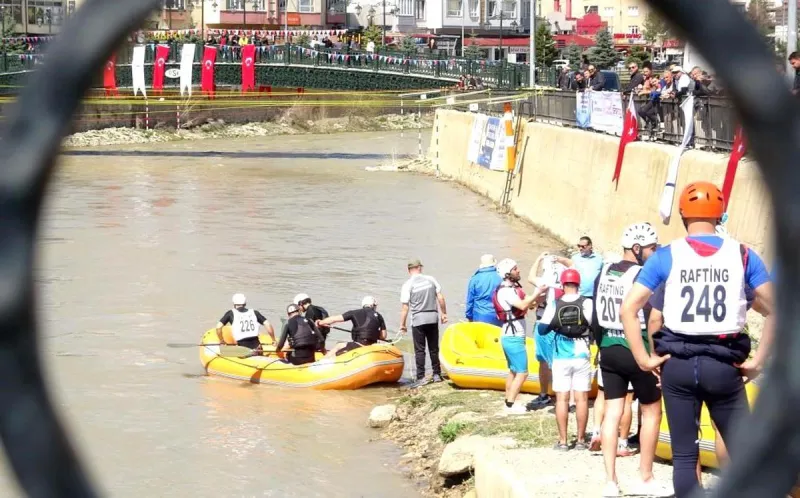Üniversiteler Arası Rafting Müsabakaları Bayburt'ta Başlıyor