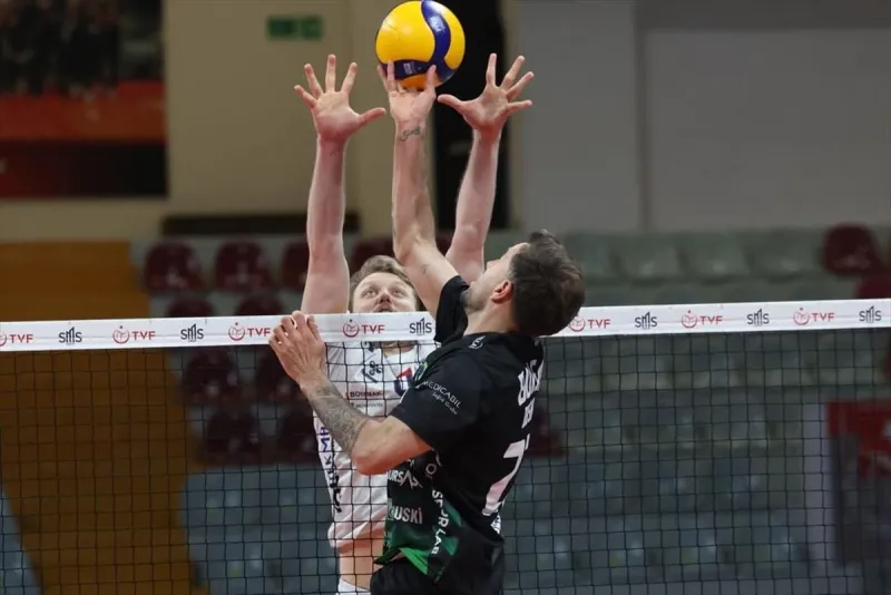 Voleybol: SMS Grup Efeler Ligi play-off 7-8 etabı