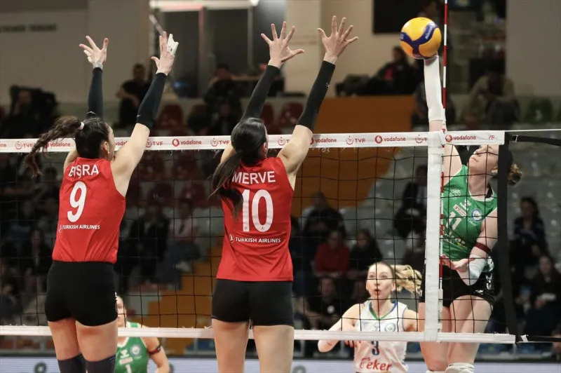 Voleybol: Vodafone Sultanlar Ligi play-off 7-8 etabı