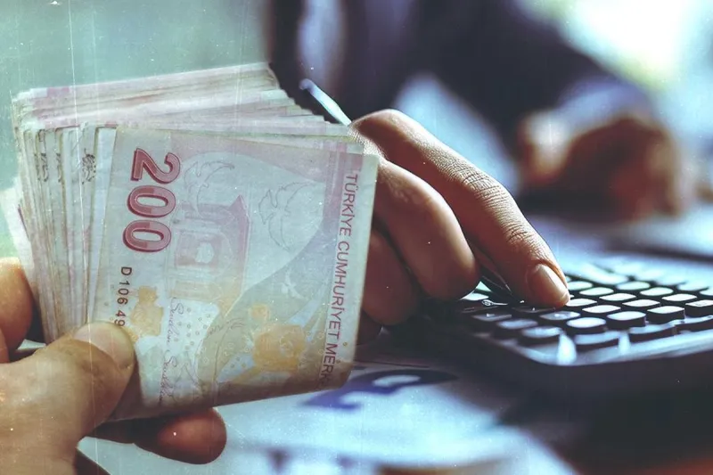 Yakıt Fiyatlarına Dev Zam Geliyor